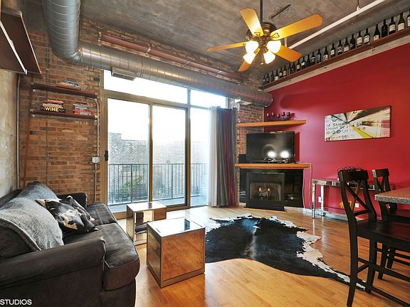 2nd image of 1528 S Wabash Ave APT 404