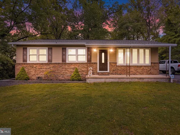 2003 McKnights Gap Rd, Reading, PA 19604