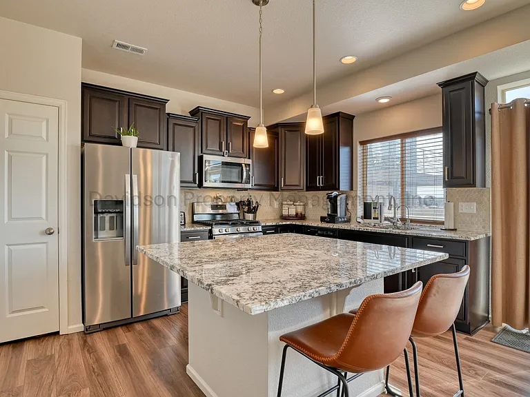 7050 Silvergrass Dr — Photo 5