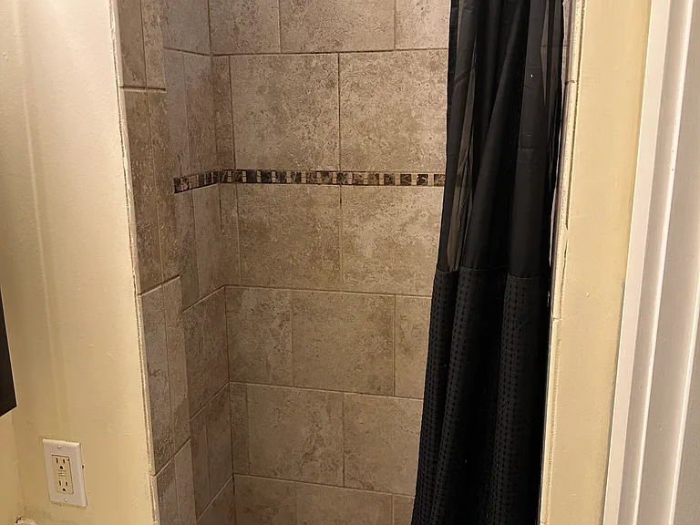 842 Dorchester Ave — Photo 6