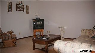 3rd image of 211 Cherokee Dr