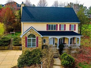 102 Golfview Dr, Gibsonia, PA 15044