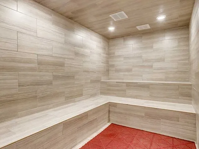 Kensington Apartments — Photo 22