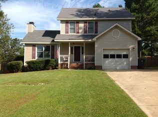 7666 Rockcliff Rd, Fayetteville, NC 28314