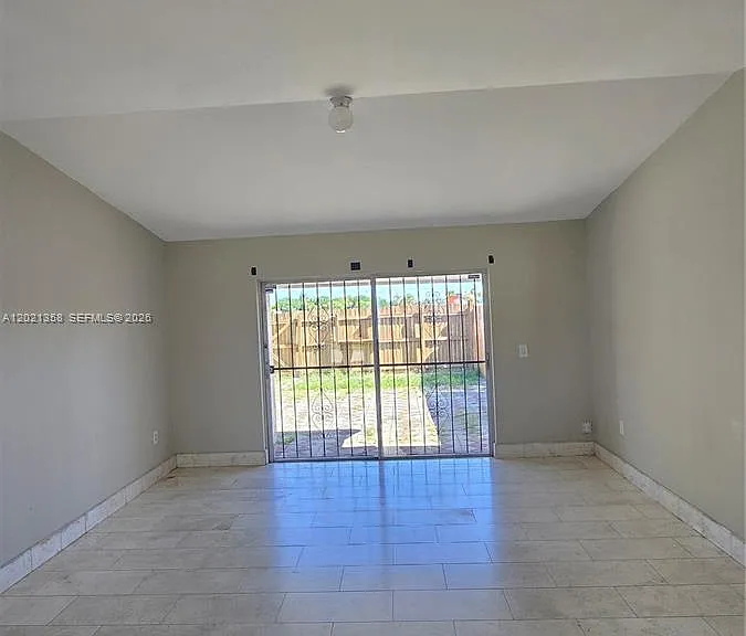 2705 NW 204th Ln — Photo 4
