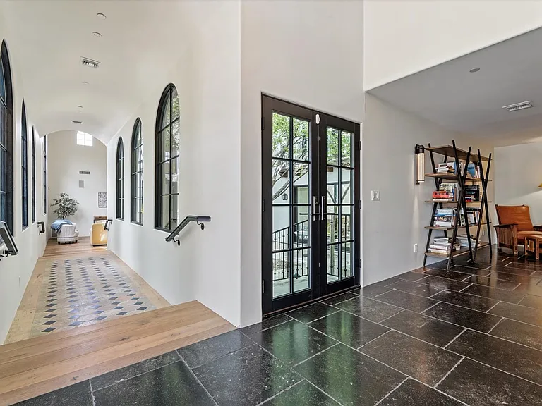 6717 E Solano Dr — Photo 52