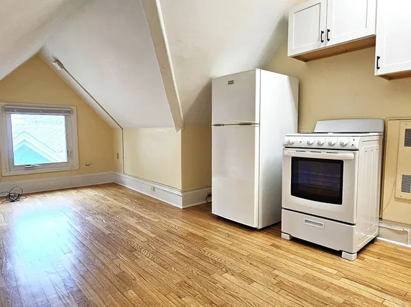 234 Pearl St, 234 Pearl St APT 11, Burlington, VT 05401