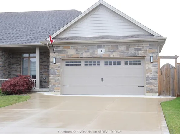 2 Delft Ct, Chatham Kent, ON N0P 1A0