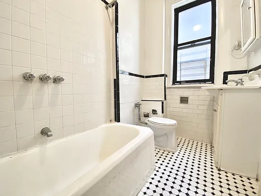 Rented by Voro NYC | media 14