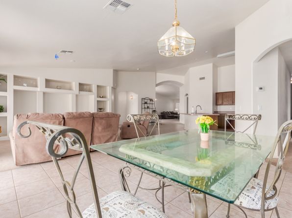 608 W Rattlesnake Pl