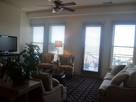 4th image of 360 Chambers St Unit 309