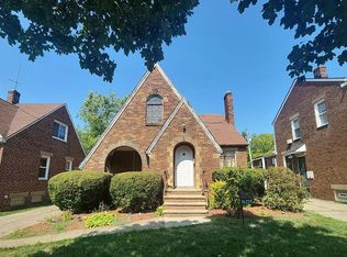 16205 Throckley Ave, Cleveland, OH 44128