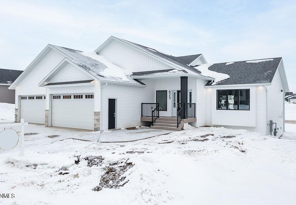 625 Flint Dr Bismarck Nd 58503 Zillow 625 Flint Dr Bismarck Nd 58503 Zillow
