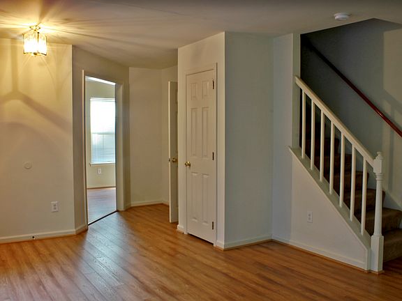 Living Room_10042014