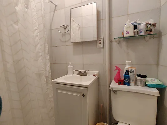 Rented by Highline Residential | media 5