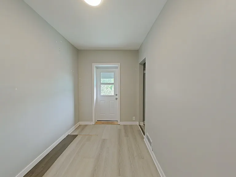 92 Marlborough Ave #3 — Photo 16