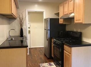 2312 Freetown Ct #11/2B, Reston, VA 20191
