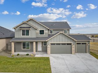 7914 Blanchard Loop, West Richland, WA 99353