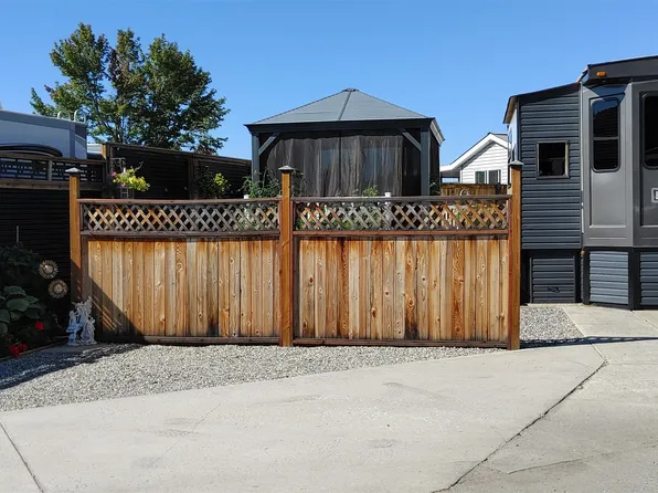 415 Commonwealth Rd #428, Duck Lake 7, BC V4V