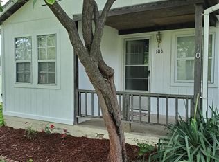 106 S Caroline Ave, Bellflower, MO 63333