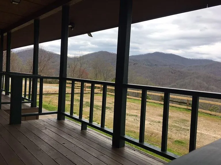127 Mountainside Rd #4 — Photo 3