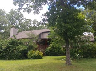56 Oakwood Dr, Gainesville, MO 65655