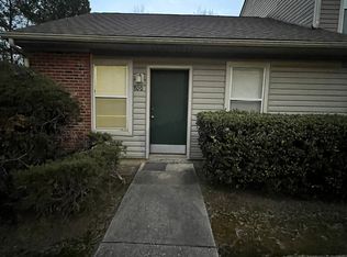 800 Greenwood Dr, Clayton, NC 27520