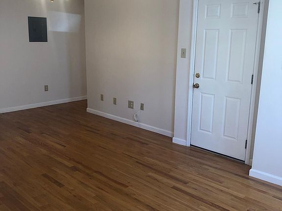 4th image of 68 1/2 Houston St #1