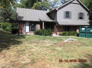 5312 NW 70th St, Kansas City, MO 64151