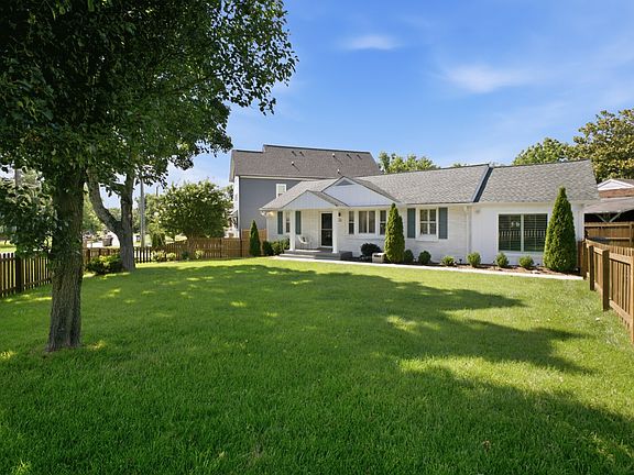 4th image of 5011 Cherrywood Dr