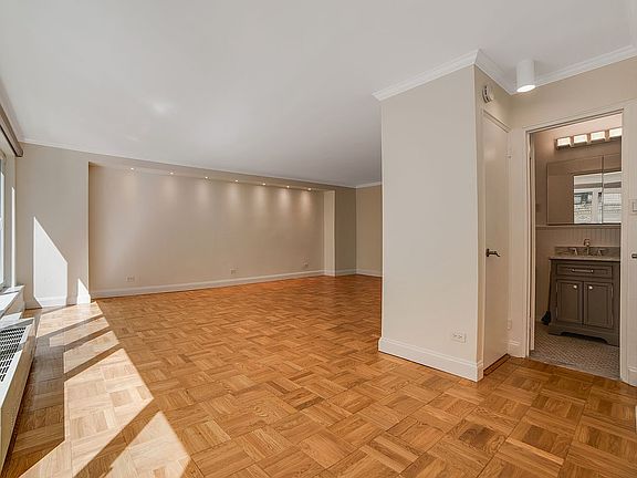 5th image of 200 Central Park S APT 5K
