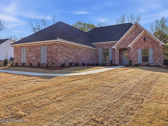 2nd image of 939 Mullican Rd