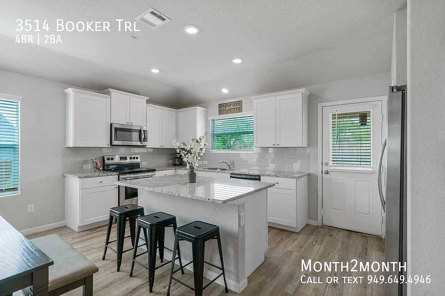 Utopia on Booker Trail — Photo 3