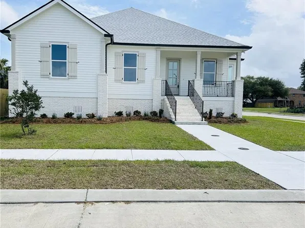 3901 Jean Lafitte Blvd, Chalmette, LA 70043