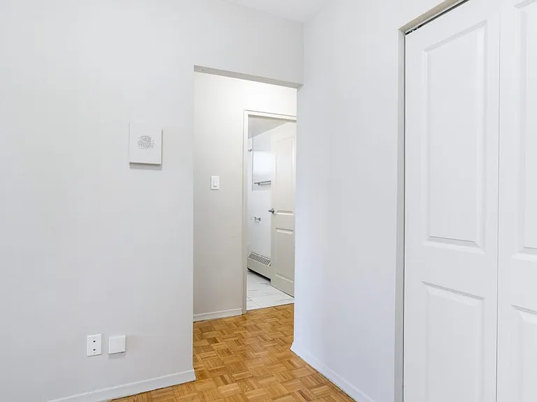30 Speers Rd — Photo 7