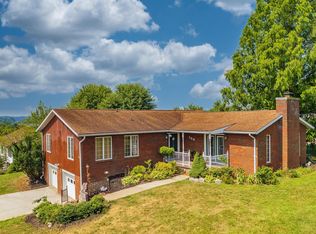 159 Rosemarie Dr, Morgantown, WV 26501