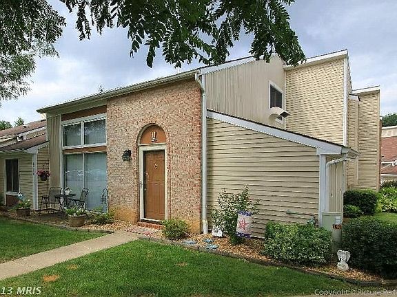 2nd image of 1514 Kensington Dr