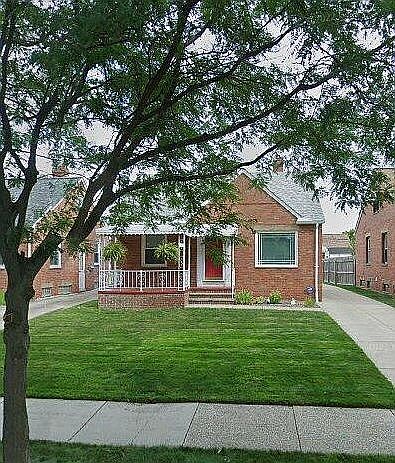 1st image of 8902 Morton Ave