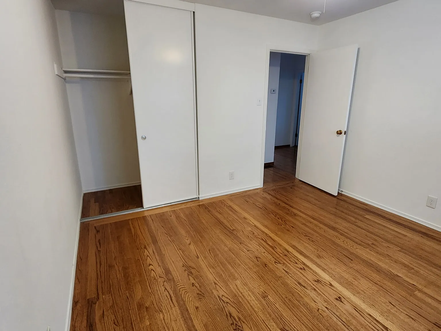 2 bed, 1215 sqft, $3,400 — Photo 4