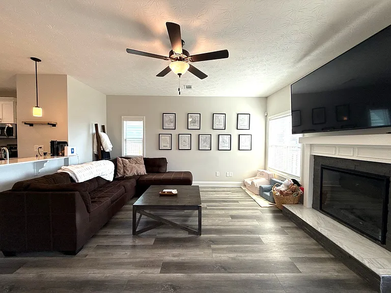7308 Pine Chase Dr — Photo 15