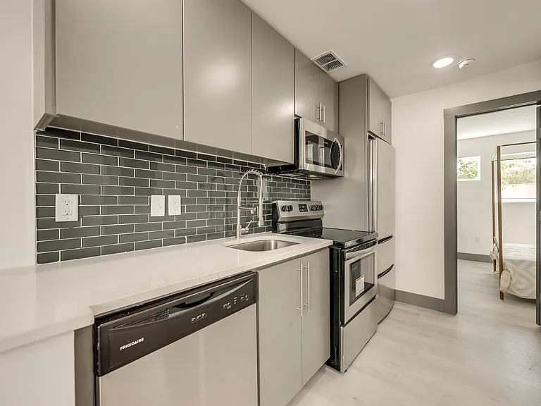 4806 Virginia Ave #3 — Photo 12