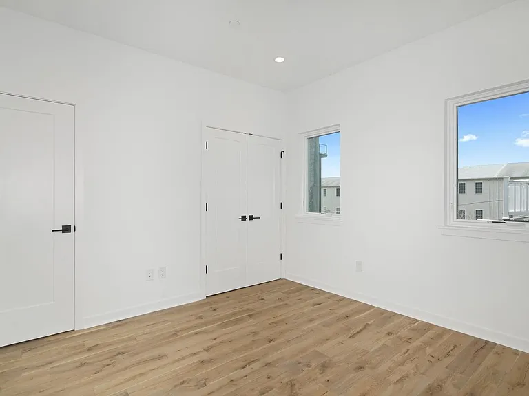 1246 N Front St #3 — Photo 9