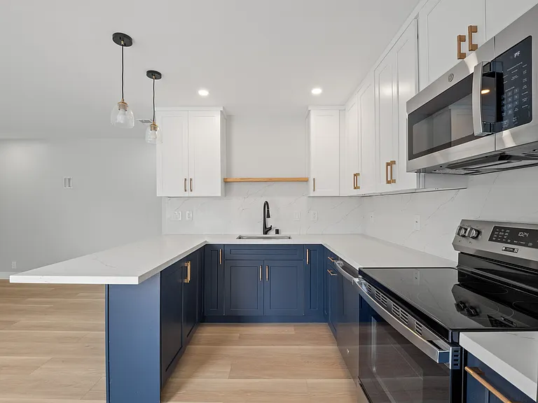 400 W Pedregosa St #C — Photo 1