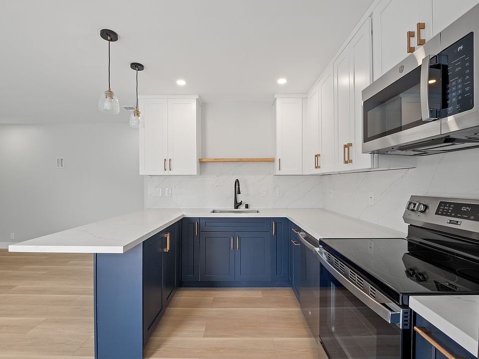 1st image of 400 W Pedregosa St Unit C