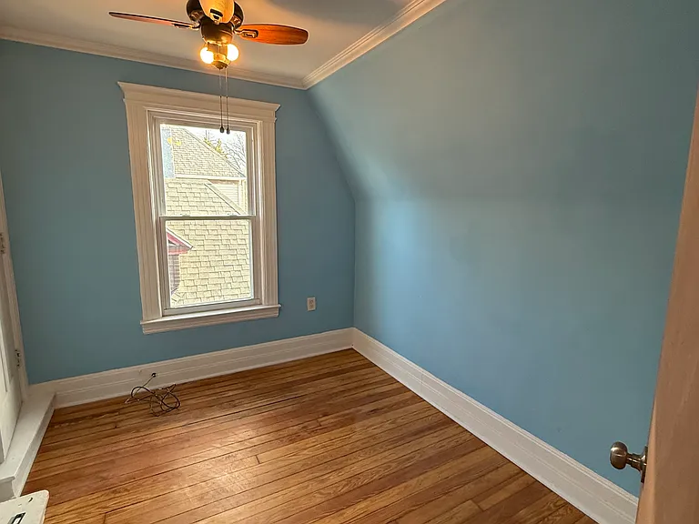 713 Clairmount Ave — Photo 3