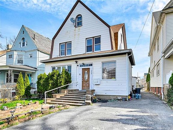 3rd image of 139 Franklin Ave