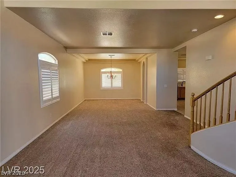 2598 Mizzoni Cir — Photo 4