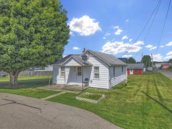 300 Halderman St, Amanda, OH 43102
