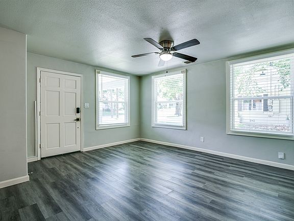 5th image of 606 W High St