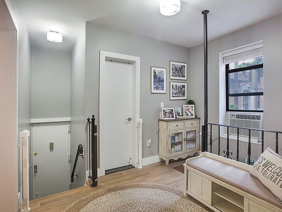5th image of 2107 Bedford Ave APT A1